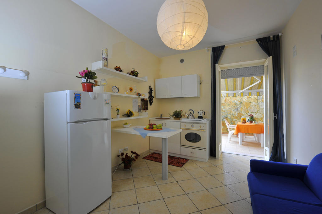 Barocco.Oberdan Bed and Breakfast Λέτσε Εξωτερικό φωτογραφία