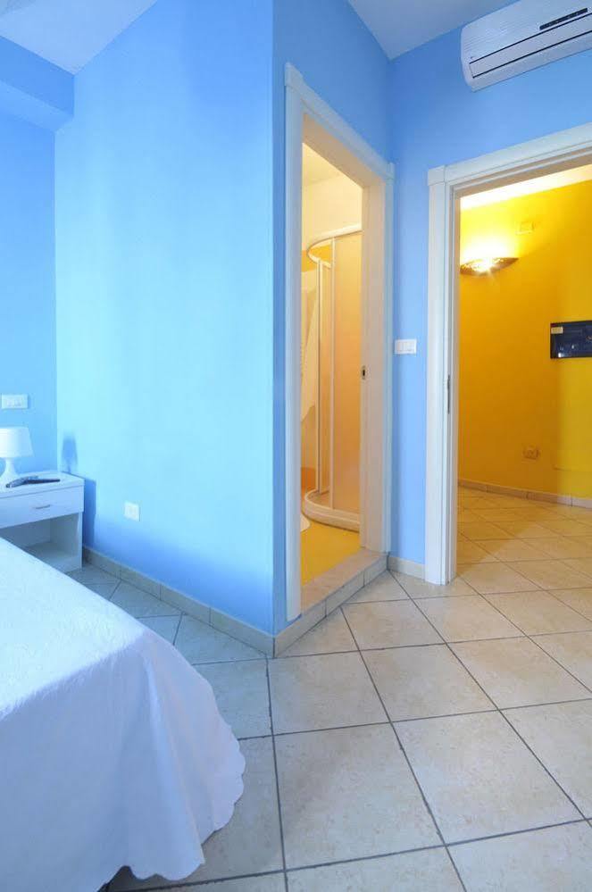 Barocco.Oberdan Bed and Breakfast Λέτσε Εξωτερικό φωτογραφία