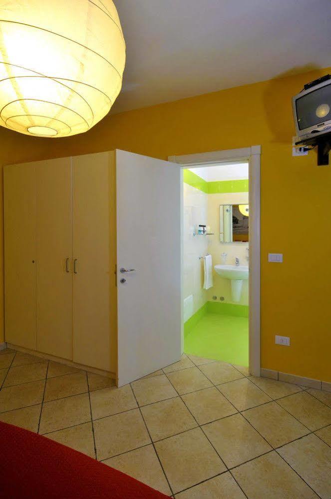 Barocco.Oberdan Bed and Breakfast Λέτσε Εξωτερικό φωτογραφία