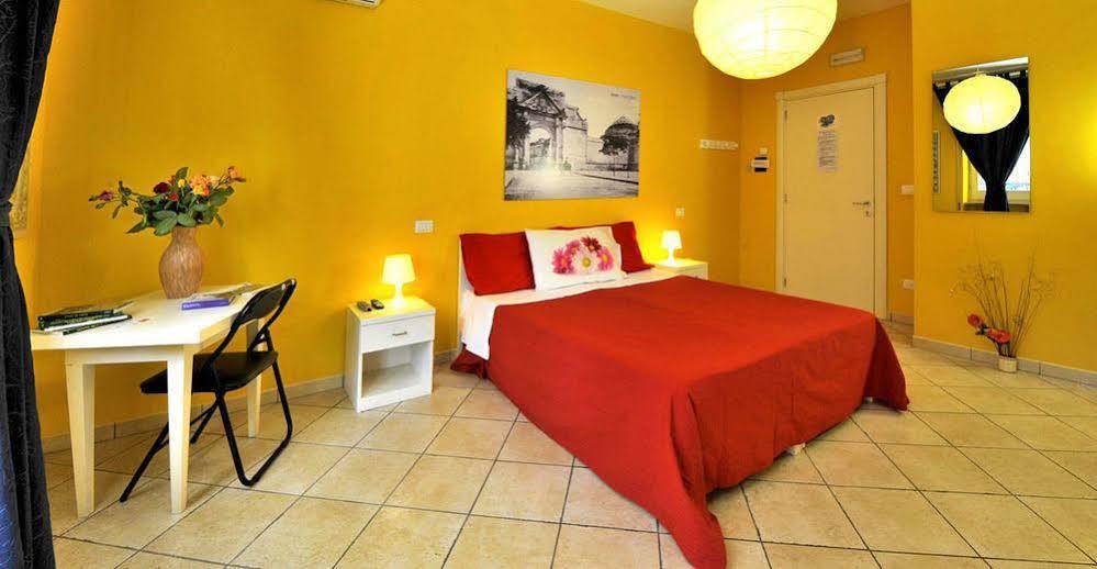 Barocco.Oberdan Bed and Breakfast Λέτσε Εξωτερικό φωτογραφία